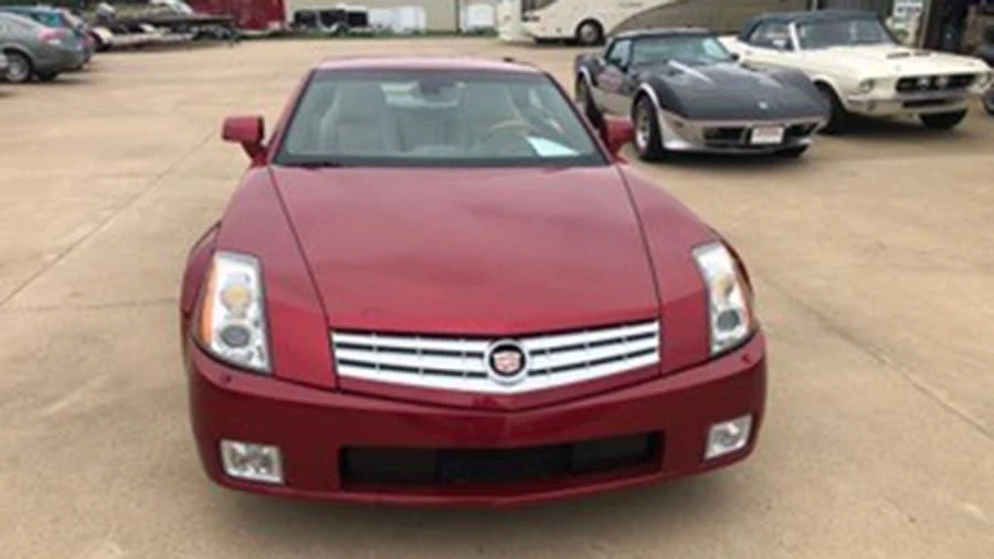 2005 Cadillac XLR - Image 6 of 11