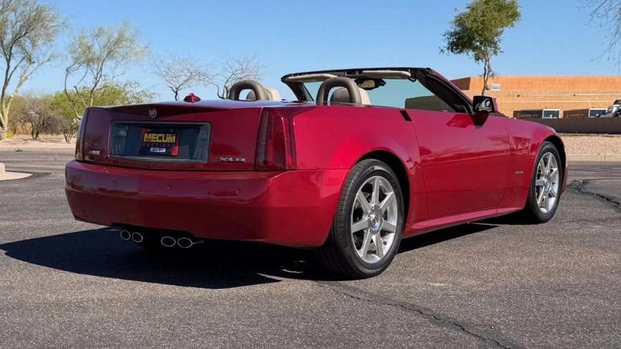 2005 Cadillac XLR - Image 3 of 20