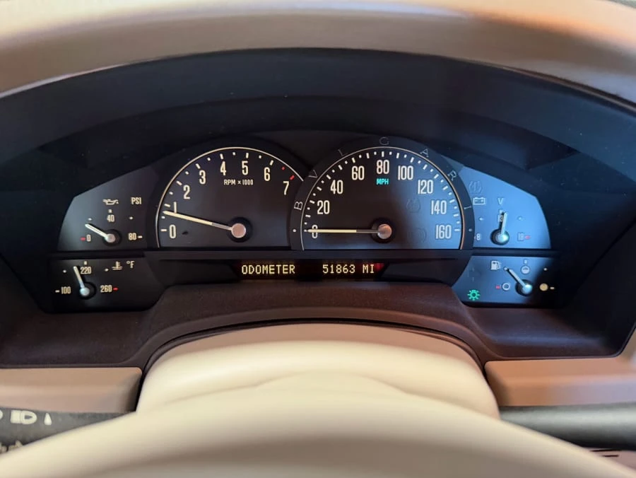 2005 Cadillac XLR - Image 16 of 20