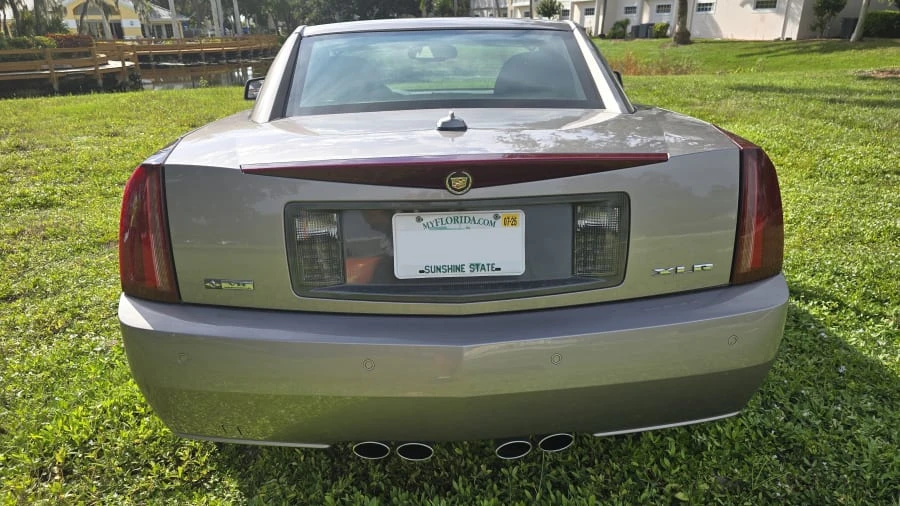 2005 Cadillac XLR - Image 5 of 15