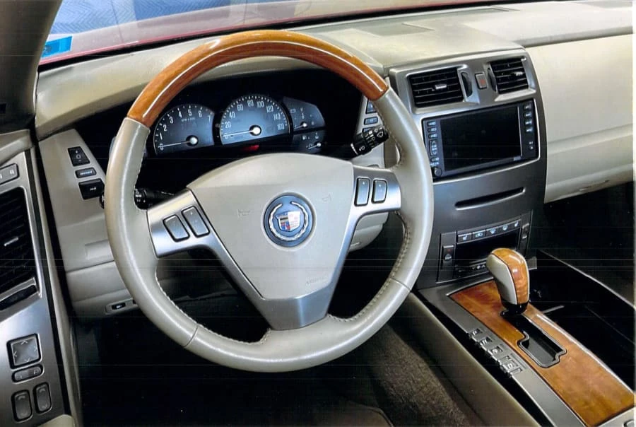 2005 Cadillac XLR - Image 6 of 8