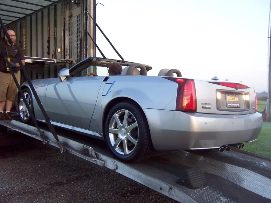 2005 Cadillac XLR - Image 2 of 4