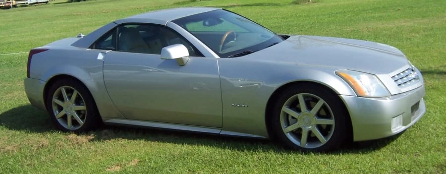 2005 Cadillac XLR - Image 3 of 4