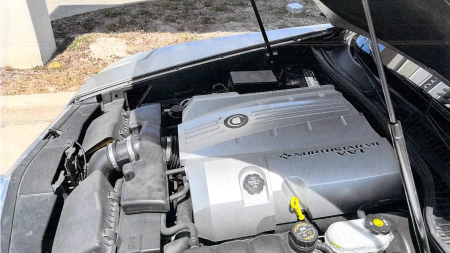 2005 Cadillac XLR - Image 10 of 13