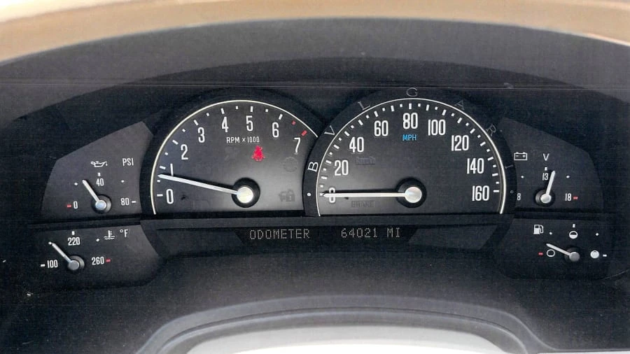 2005 Cadillac XLR - Image 9 of 13