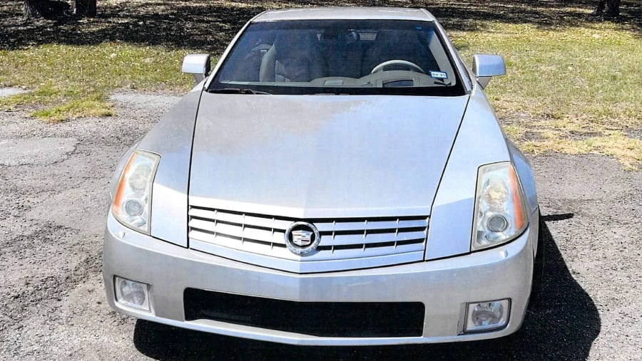 2005 Cadillac XLR - Image 6 of 13