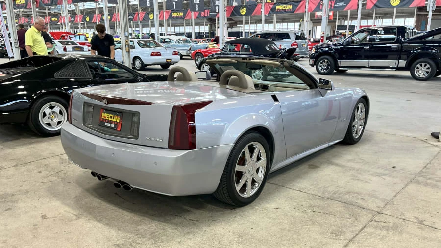 2005 Cadillac XLR - Image 4 of 6