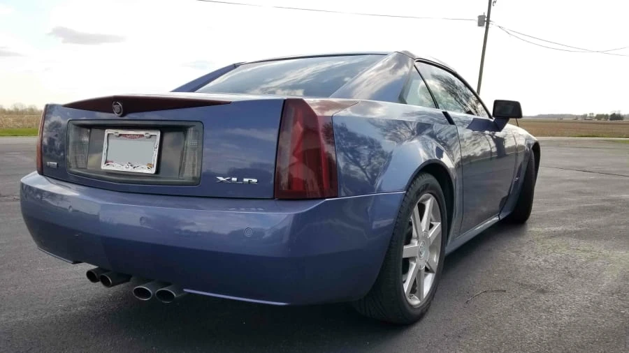 2005 Cadillac XLR - Image 13 of 17