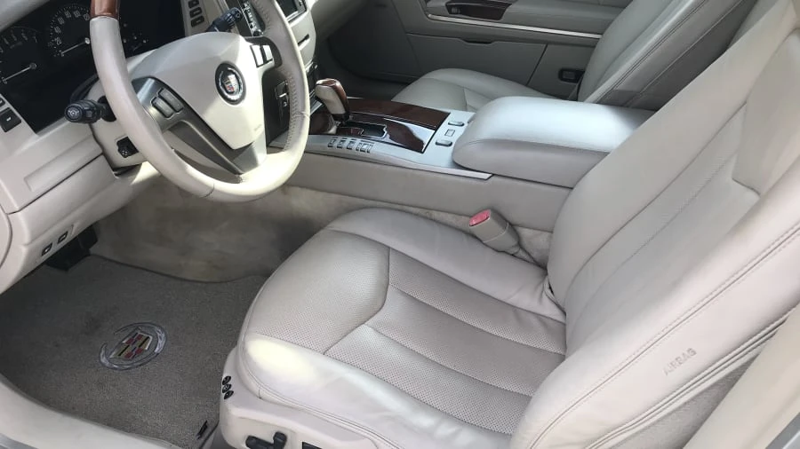 2005 Cadillac XLR - Image 3 of 12