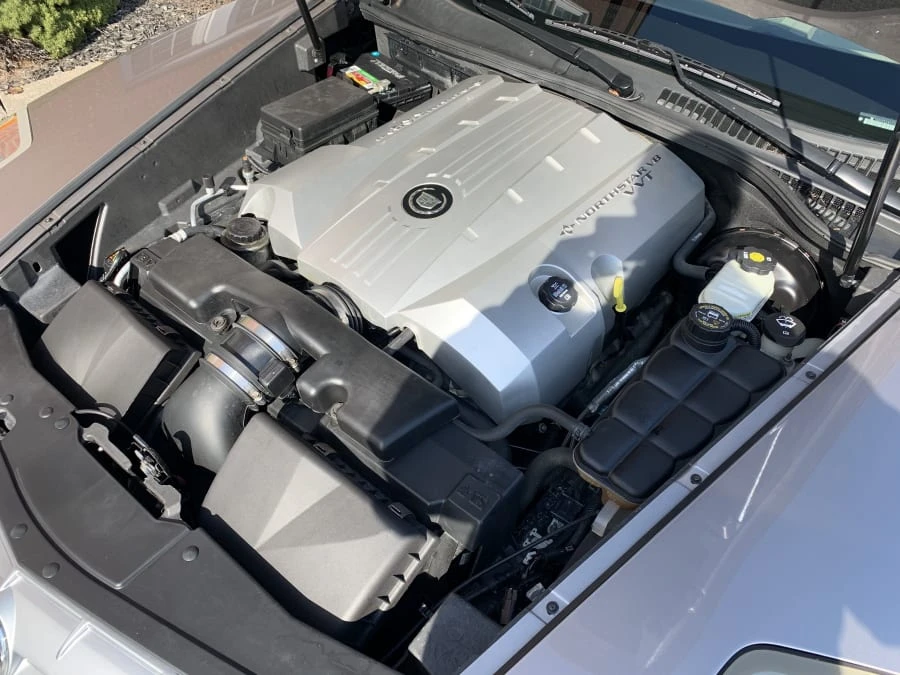 2005 Cadillac XLR - Image 6 of 10