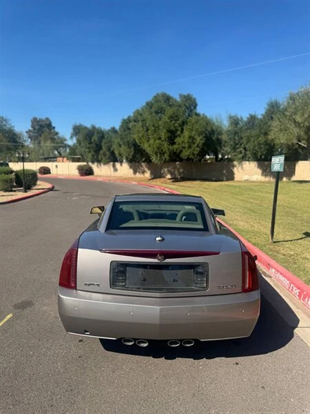 2005 Cadillac XLR - Image 5 of 16