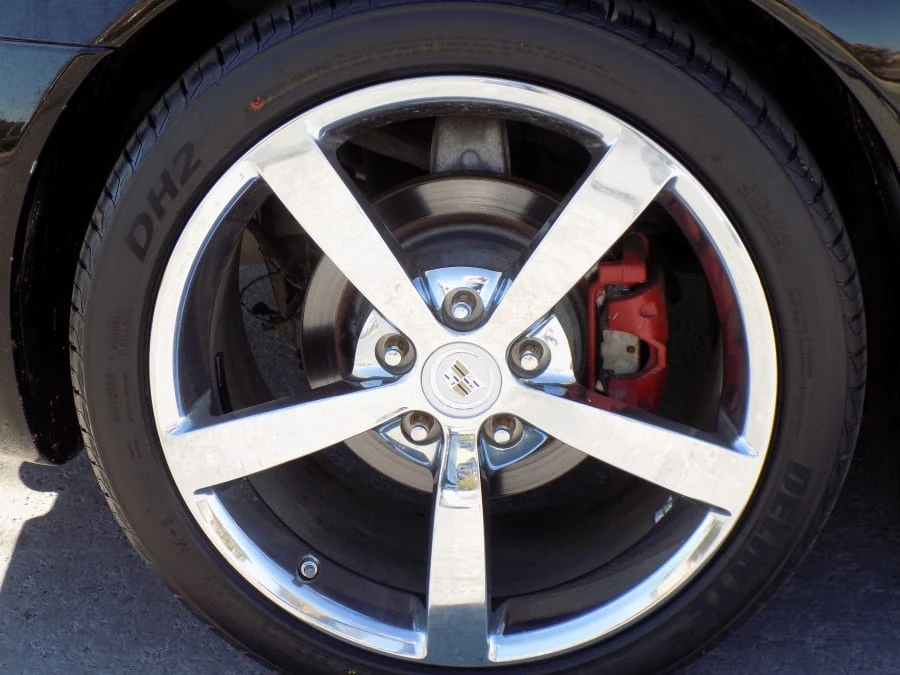 2005 Cadillac XLR - Image 14 of 31