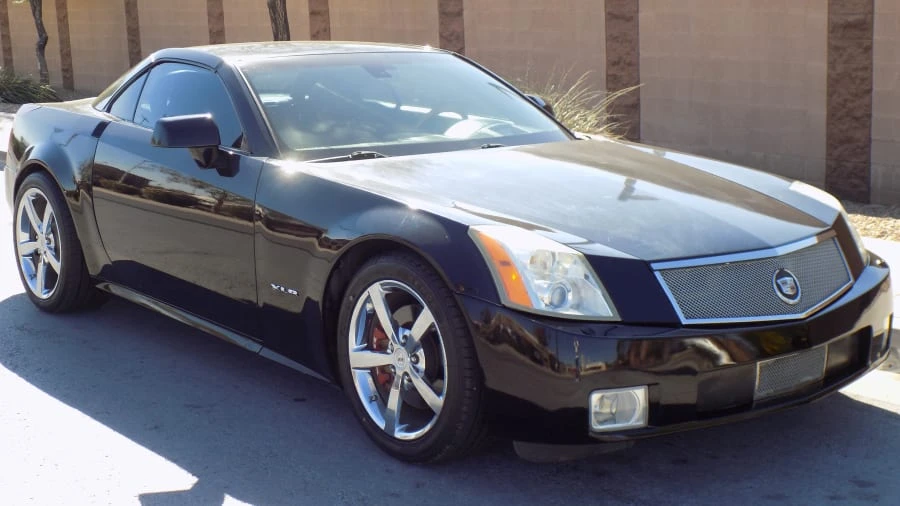 2005 Cadillac XLR - Image 12 of 31