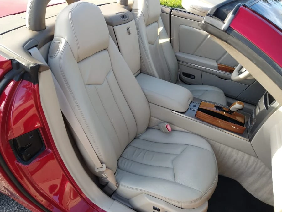2005 Cadillac XLR - Image 10 of 31