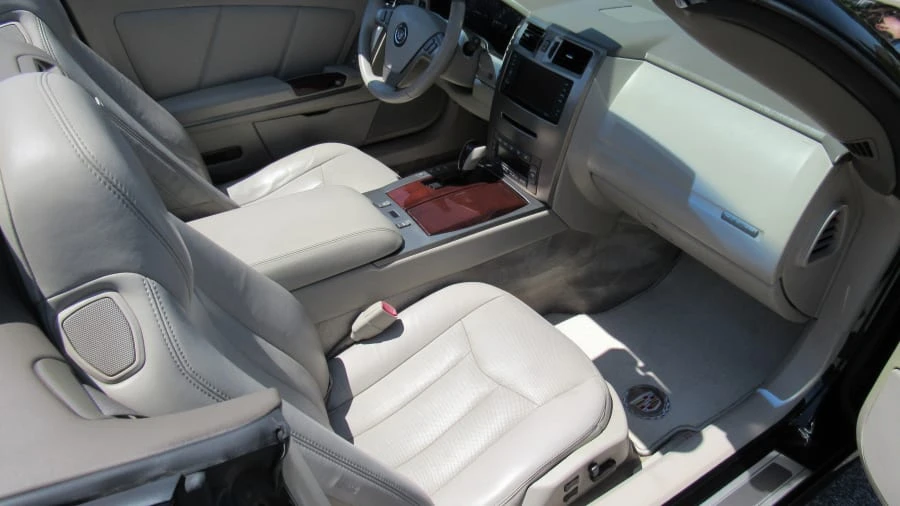 2005 Cadillac XLR - Image 5 of 7