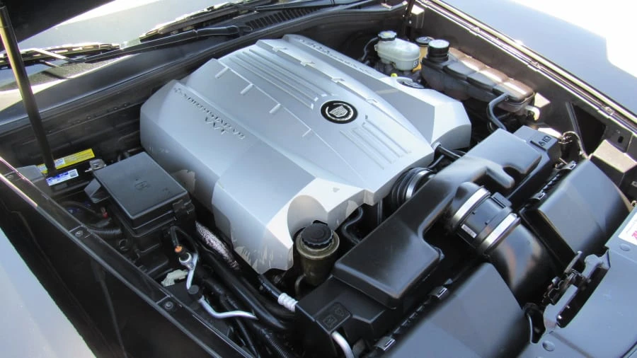 2005 Cadillac XLR - Image 7 of 7