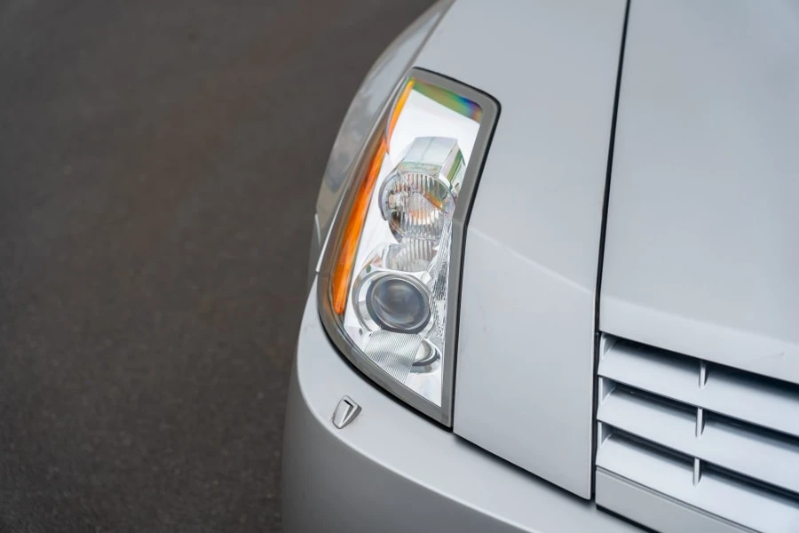 2005 Cadillac XLR - Image 9 of 31
