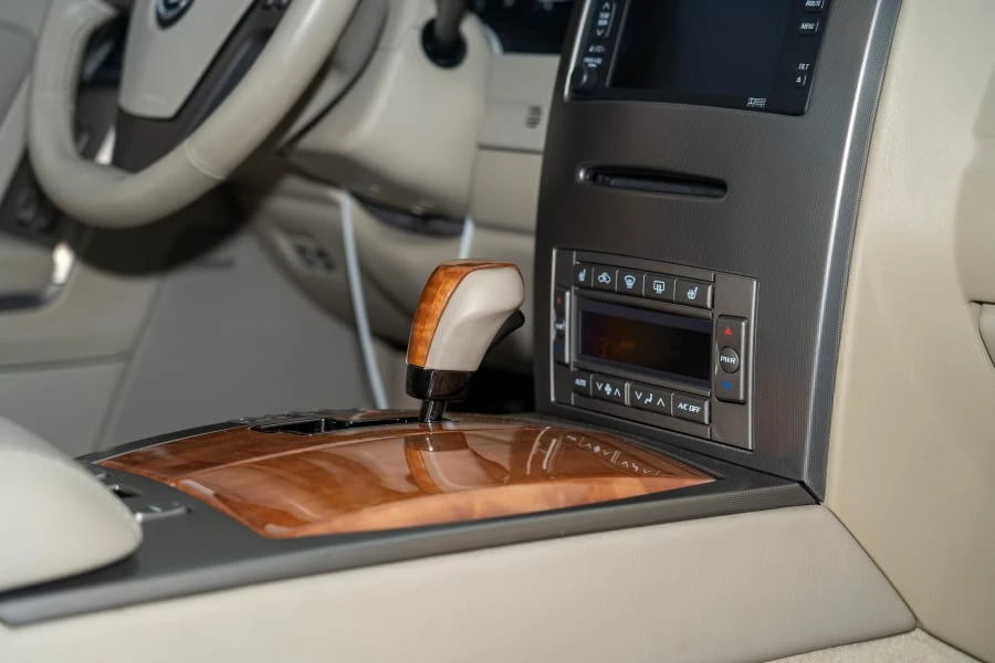 2005 Cadillac XLR - Image 31 of 31
