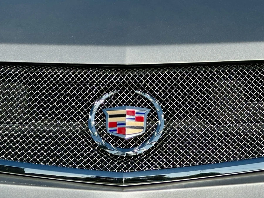 2005 Cadillac XLR - Image 16 of 27