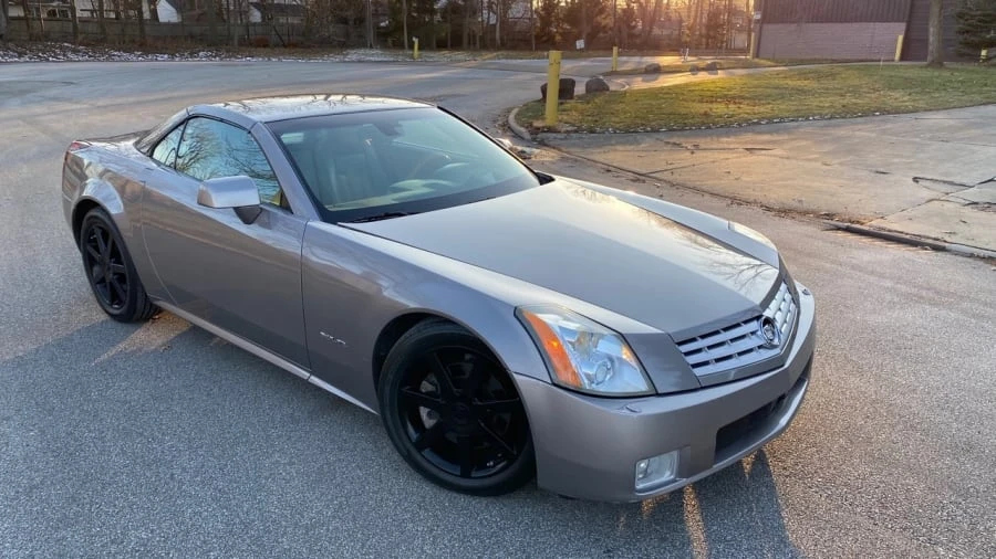 2005 Cadillac XLR - Image 7 of 12