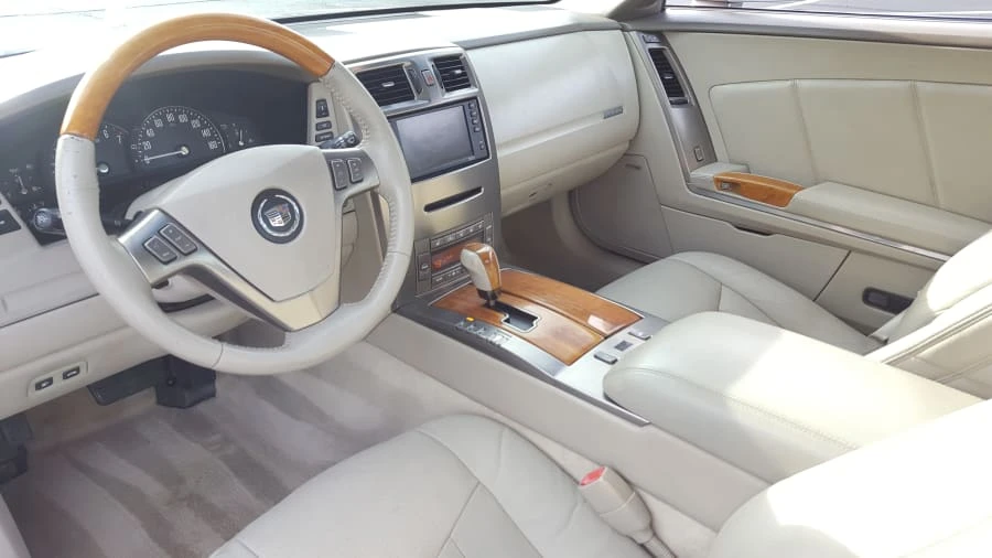 2005 Cadillac XLR - Image 5 of 11