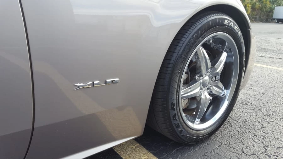 2005 Cadillac XLR - Image 8 of 11