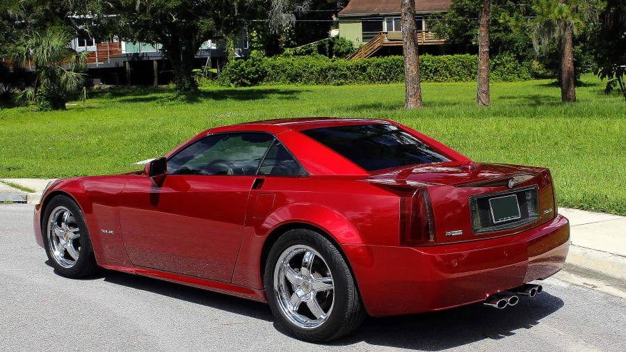 2005 Cadillac XLR - Image 3 of 9
