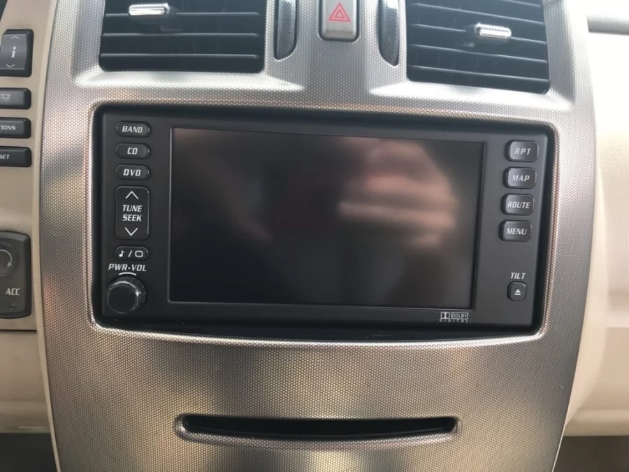 2005 Cadillac XLR - Image 7 of 10