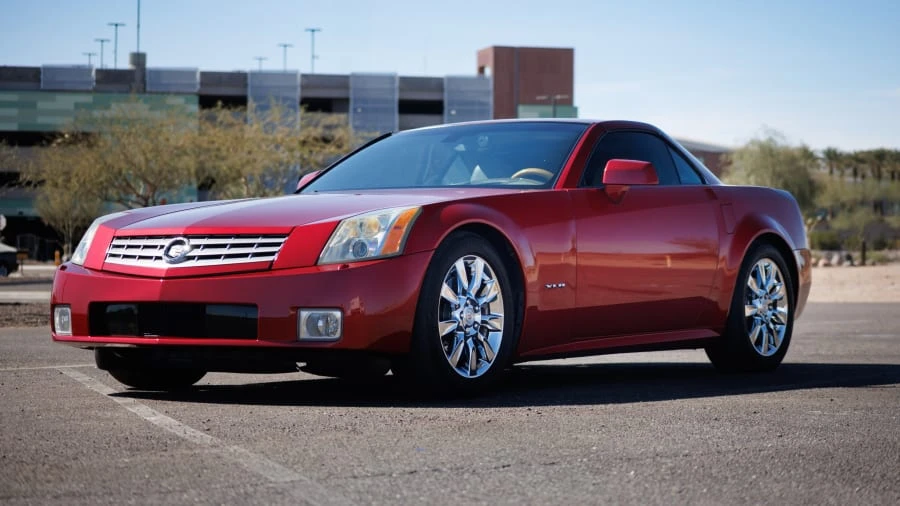 2005 Cadillac XLR - Image 4 of 31