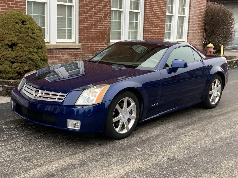 2005 Cadillac XLR - Image 8 of 10