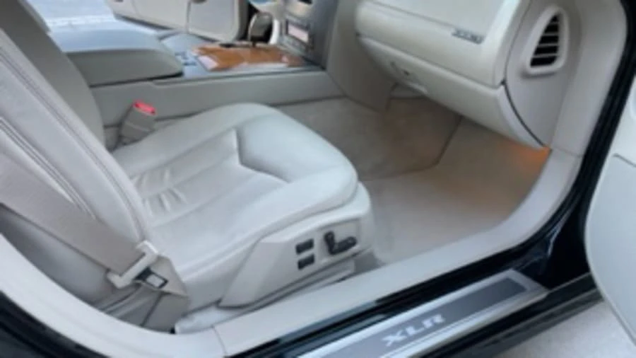 2005 Cadillac XLR - Image 6 of 11