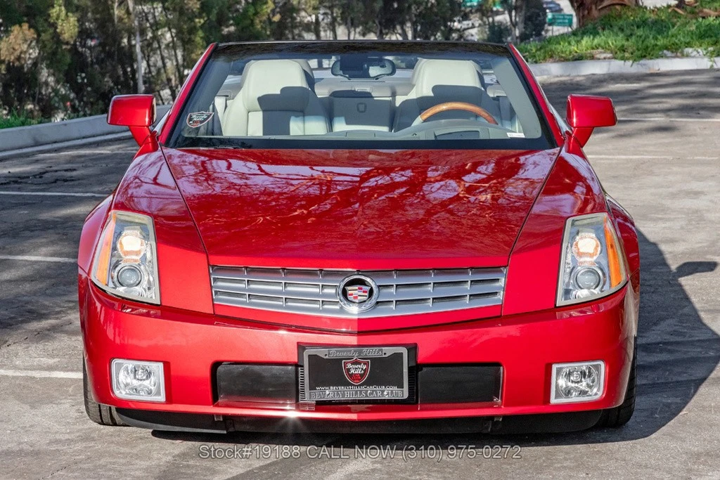 2005 Cadillac XLR - Image 3 of 12