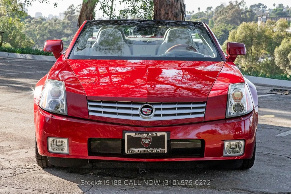 2005 Cadillac XLR - Image 4 of 12
