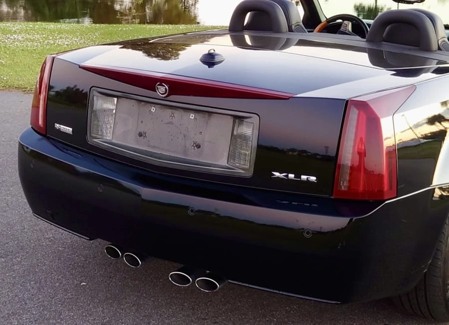 2005 Cadillac XLR - Image 15 of 28