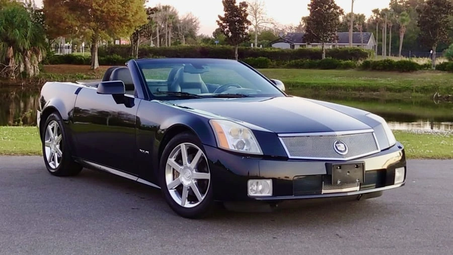 2005 Cadillac XLR - Image 6 of 28