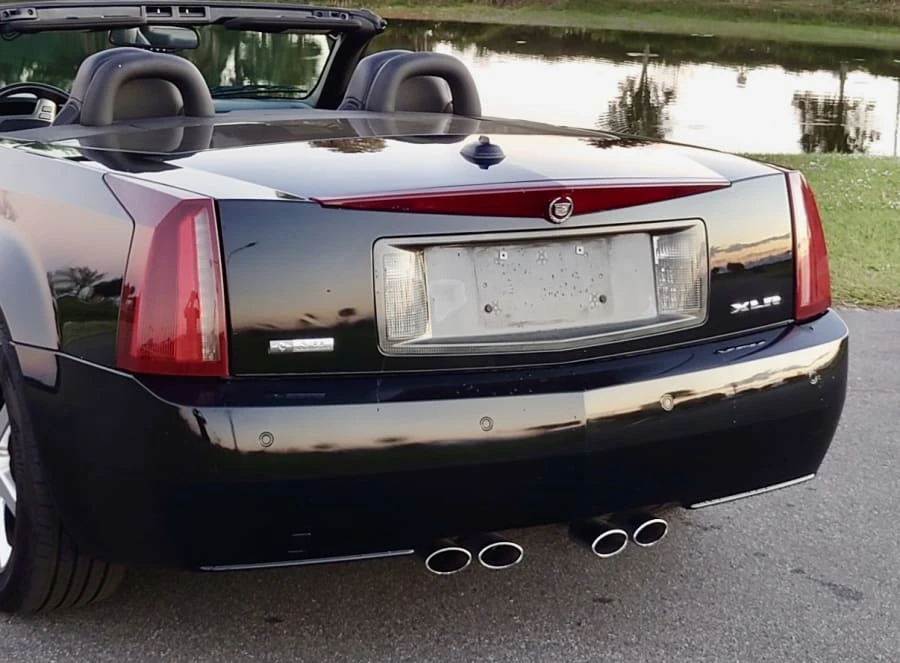 2005 Cadillac XLR - Image 5 of 28
