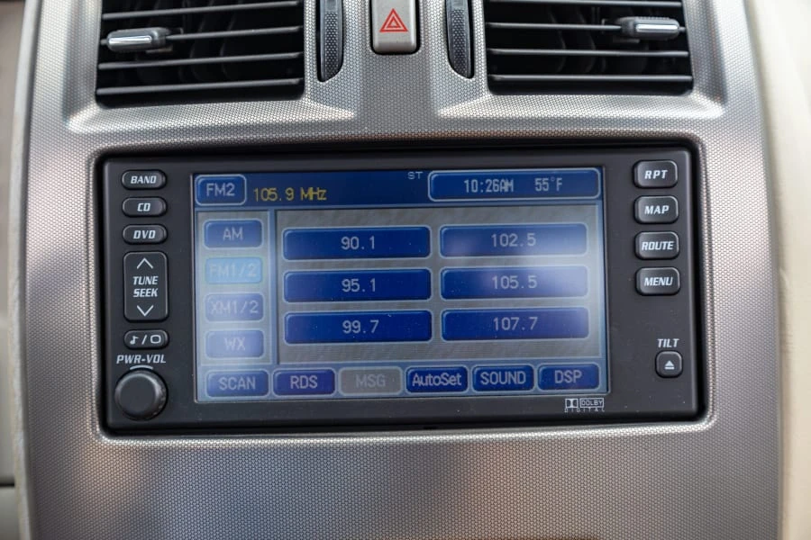 2005 Cadillac XLR - Image 22 of 31