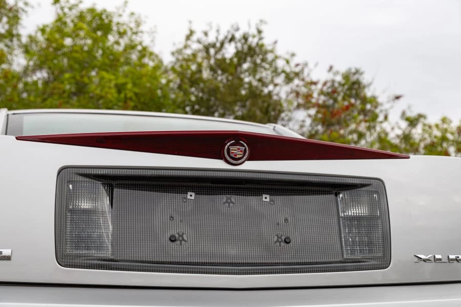 2005 Cadillac XLR - Image 10 of 31
