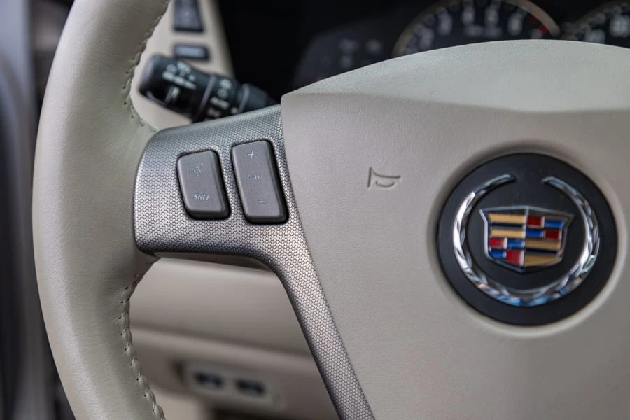 2005 Cadillac XLR - Image 27 of 31
