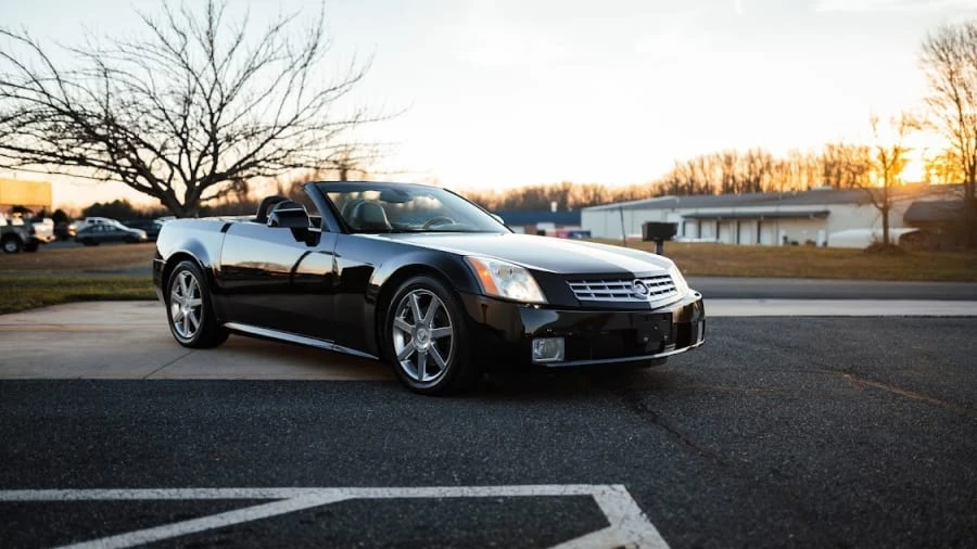 2005 Cadillac XLR - Image 7 of 7