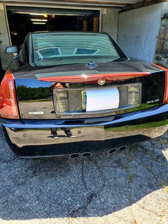2005 Cadillac XLR - Image 3 of 9