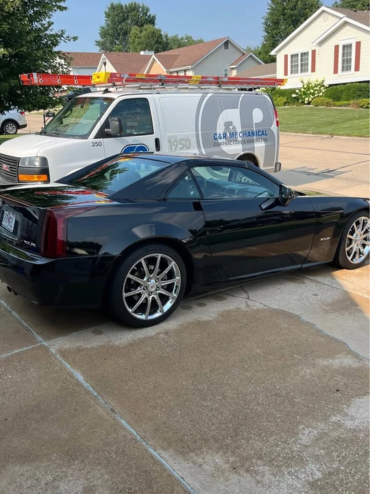 2005 Cadillac XLR - Image 7 of 19