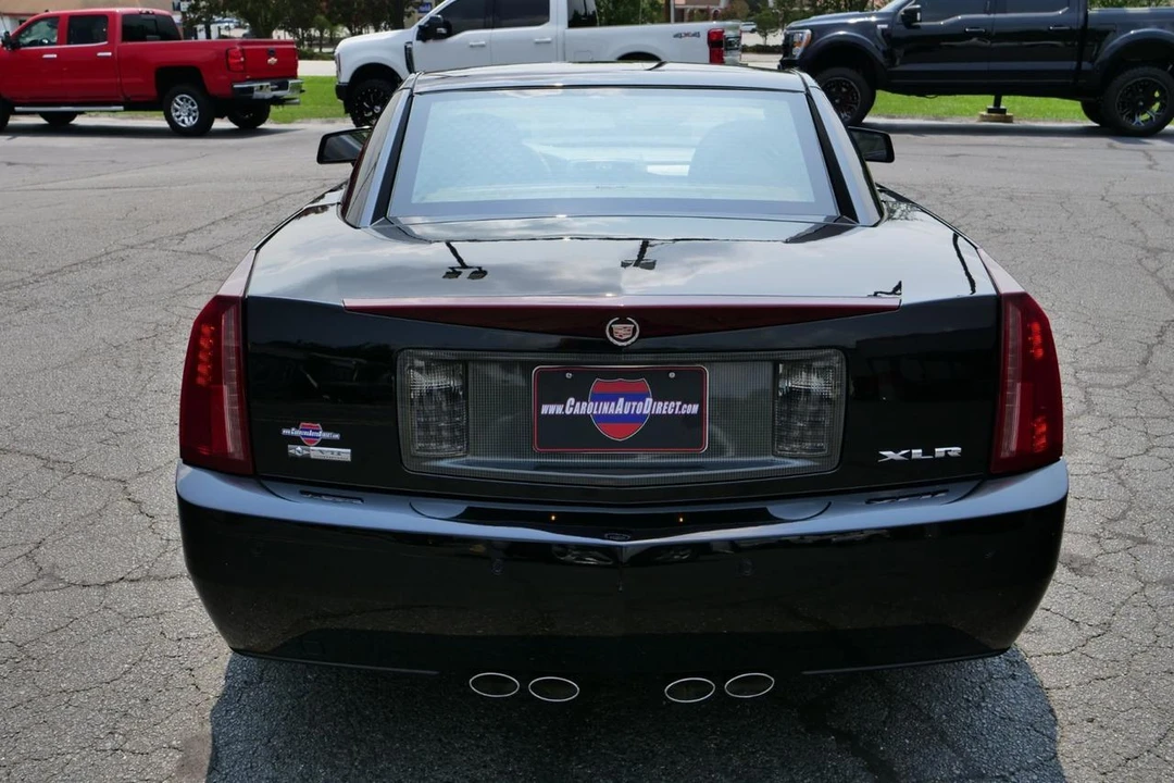 2005 Cadillac XLR - Image 13 of 31