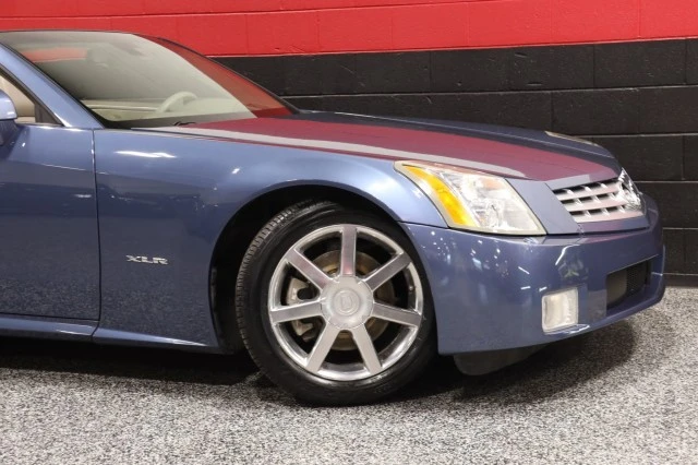 2005 Cadillac XLR - Image 3 of 24