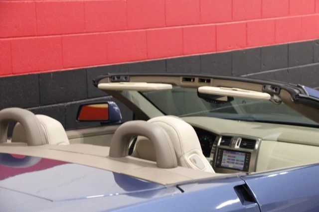 2005 Cadillac XLR - Image 10 of 24