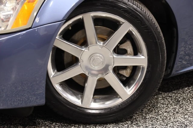 2005 Cadillac XLR - Image 20 of 24
