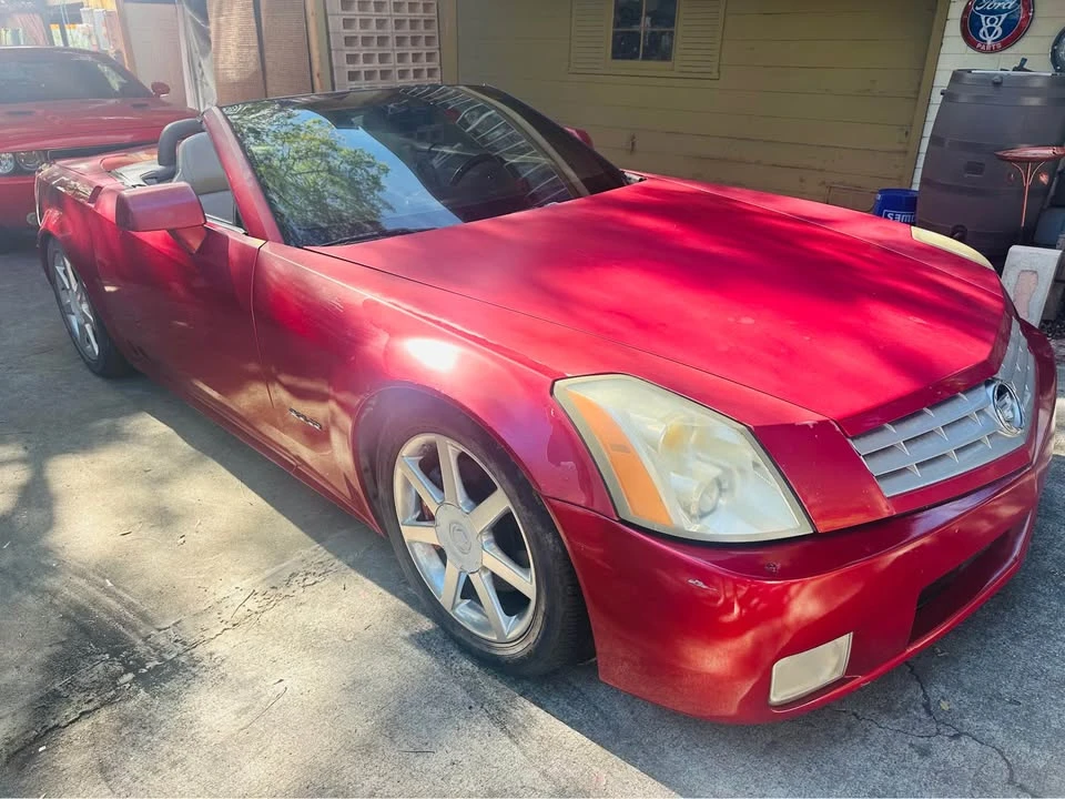 2005 Cadillac XLR - Image 10 of 11