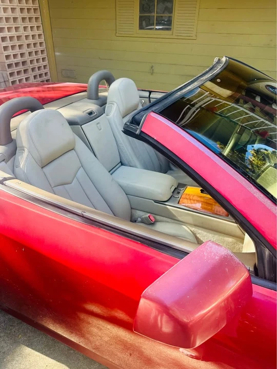 2005 Cadillac XLR - Image 6 of 11