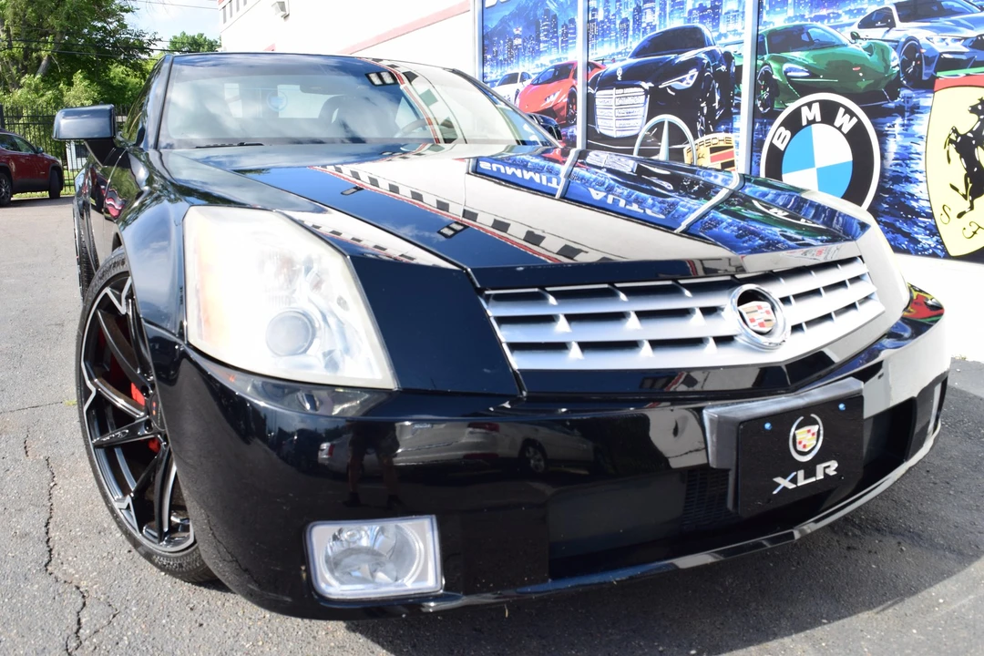 2005 Cadillac XLR - Image 2 of 19
