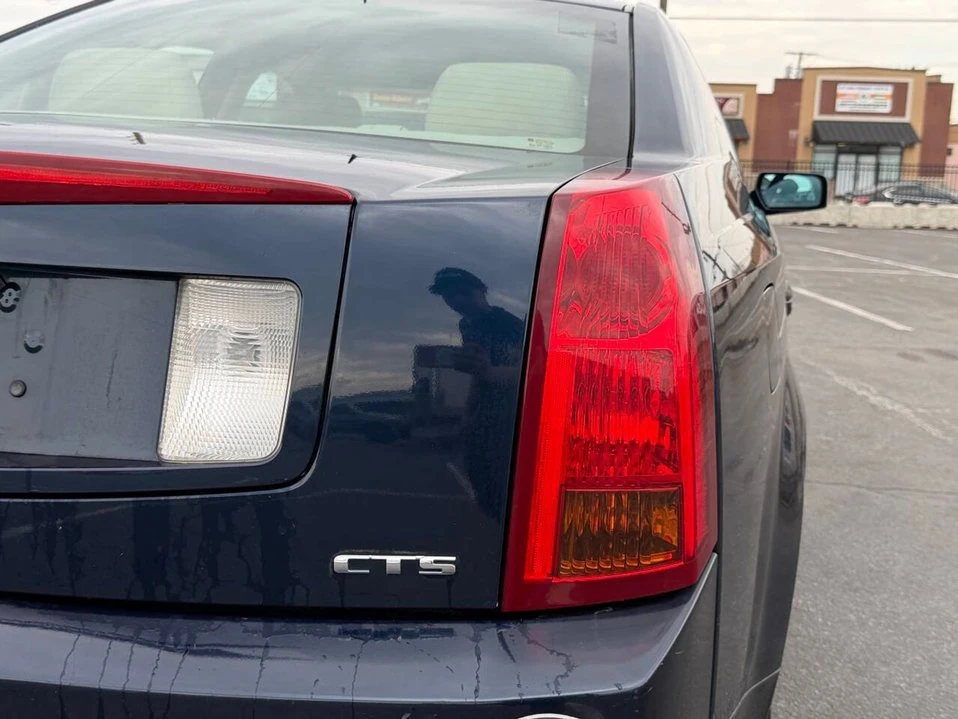 2005 Cadillac CTS 1st Gen - Image 11 of 20